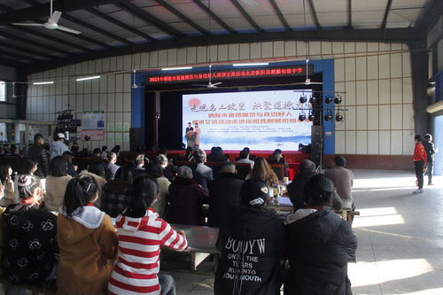 走近名人故里 積聚道德力量 市道德模范與身邊好人巡講交流活動(dòng)走進(jìn)樅陽縣麒麟初級中學(xué)及銅陵名流超市